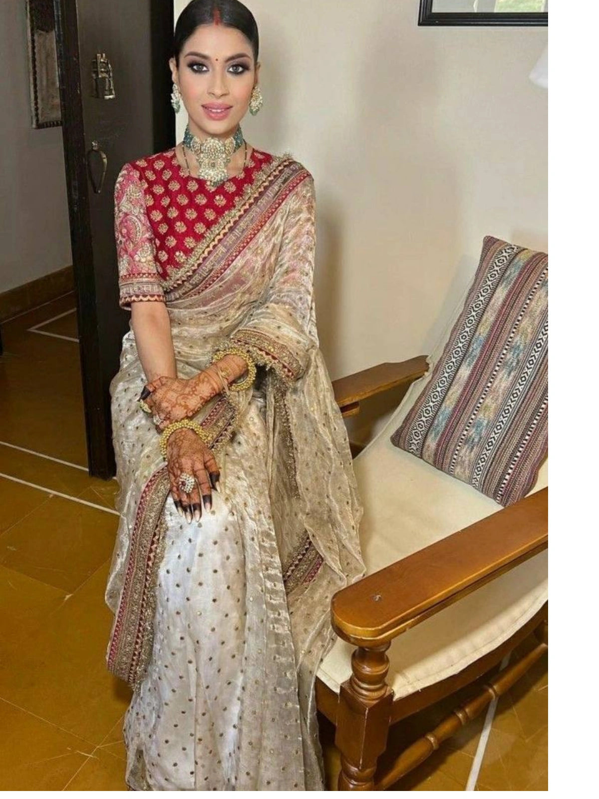 Sonam Inspired Off-White Twill Net Saree with Red & Gold Embroidery-67213009682513