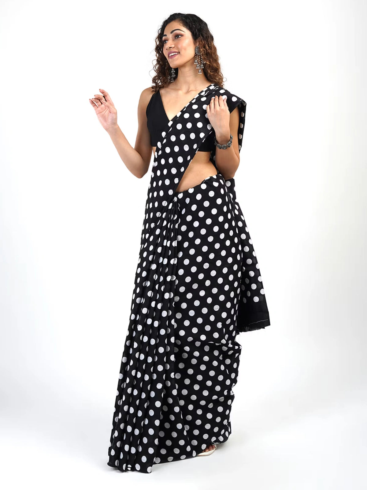 Partywear Black and White Polka Dot Georgette Saree with Black Blouse Piece