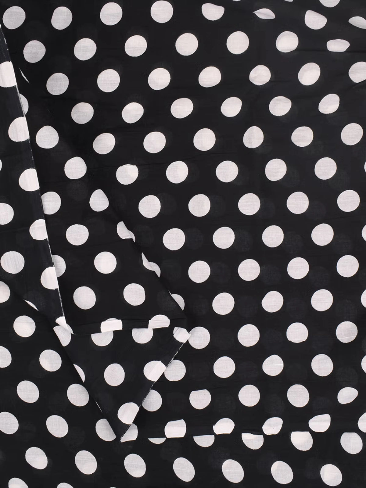 Partywear Black and White Polka Dot Georgette Saree with Black Blouse Piece
