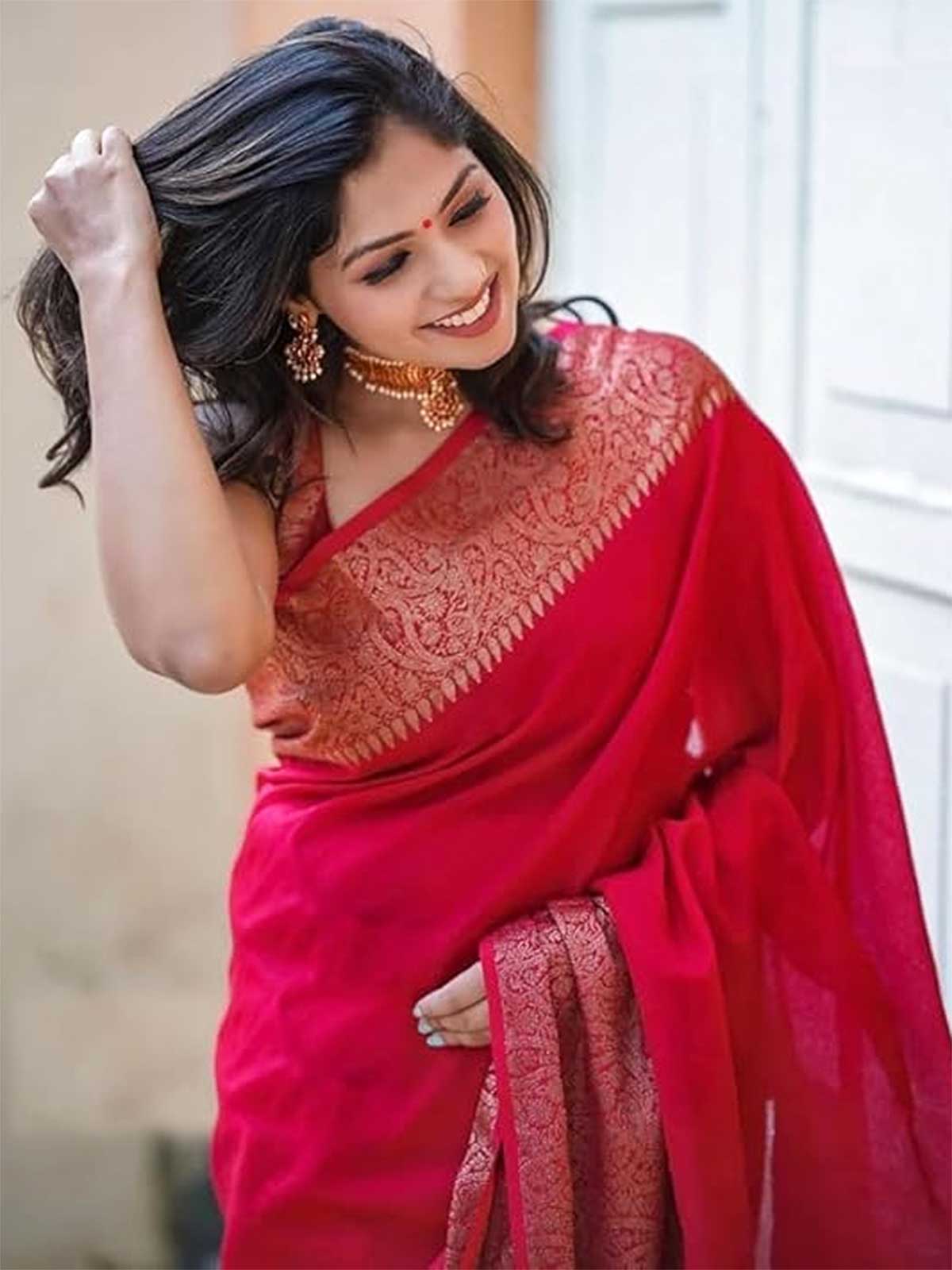 Bollywood Inspired Banarasi Handloom Zari Border Silk Saree | Available in 3 Colours-1  Celebrity Drapes