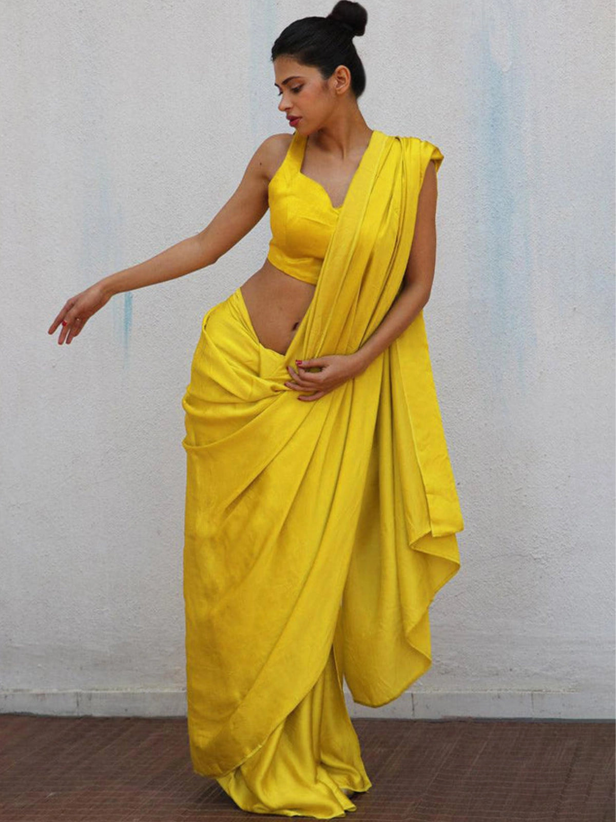 Bollywood Inspired Yellow Plain Linen Saree